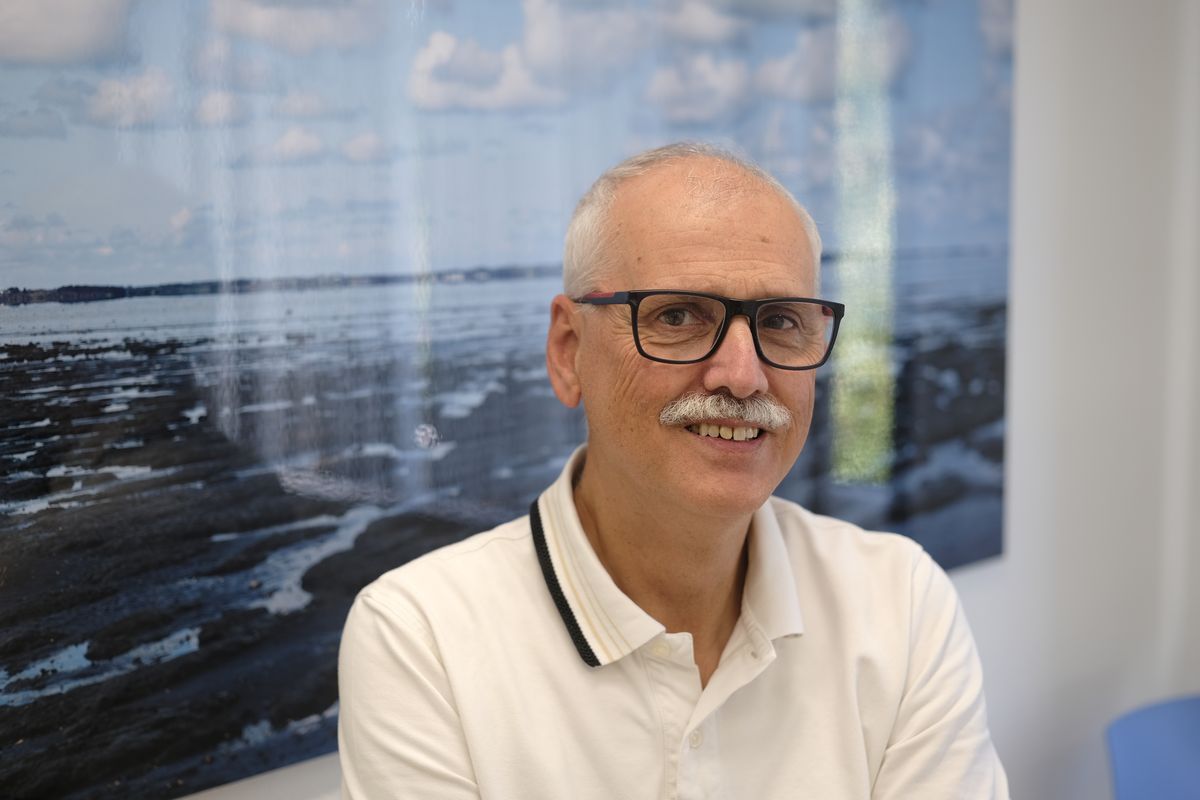 Dr. Ralf Kurth